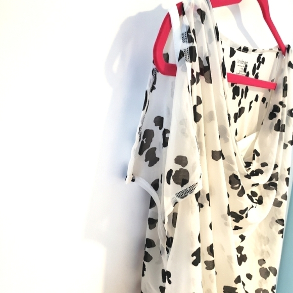 LANE BRYANT CHIFFON TOP WITH CAMI NWT - Picture 4 of 10